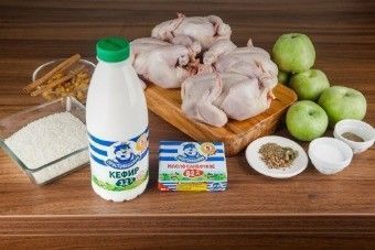 Цыплята-корнишоны с ароматной рисовой начинкой Цыплята-корнишоны с ароматной рисовой начинкой