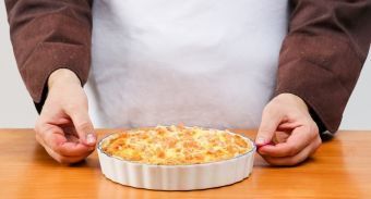 Киш с креветками и красной рыбой Киш с креветками и красной рыбой