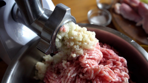 «Мясной заяц» из запеченного фарша «Мясной заяц» из запеченного фарша
