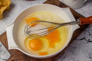 Запеканка с форелью и брокколи Запеканка с форелью и брокколи