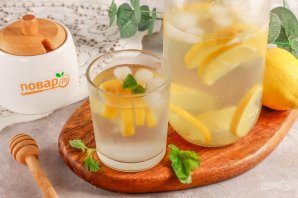 Лимонад с медом и лимоном Лимонад с медом и лимоном