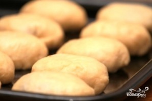 Постные пирожки с капустой Постные пирожки с капустой
