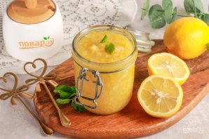 Протертый лимон с сахаром через мясорубку Протертый лимон с сахаром через мясорубку