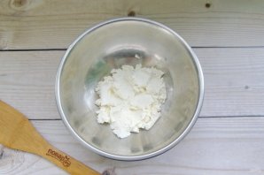 Конвертики из лаваша с яблоками, изюмом и творогом Конвертики из лаваша с яблоками, изюмом и творогом