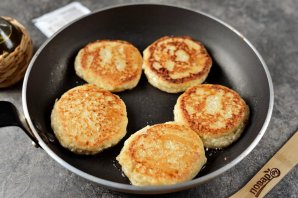 Сырники на ржаной муке Сырники на ржаной муке