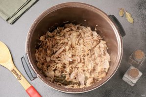 Тушенка в мультиварке из кролика Тушенка в мультиварке из кролика