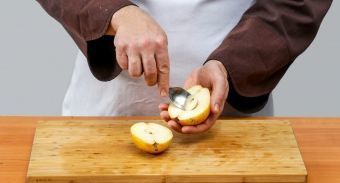 Груши, запеченные с медом и творогом Груши, запеченные с медом и творогом