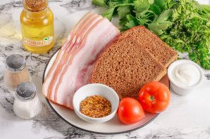 Бутерброды с беконом и горчицей Бутерброды с беконом и горчицей
