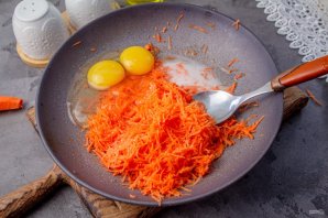 Оладьи из моркови "Морковники" Оладьи из моркови "Морковники"